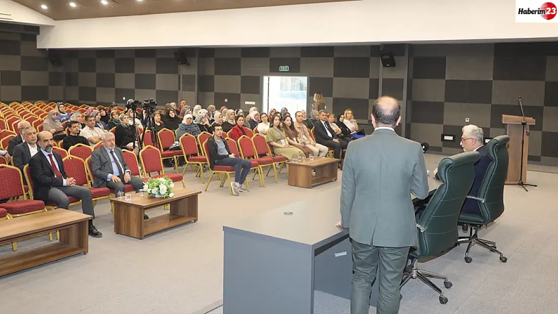 Elazığ Belediyesi'nden Dünya İnme Farkındalık Günü semineri