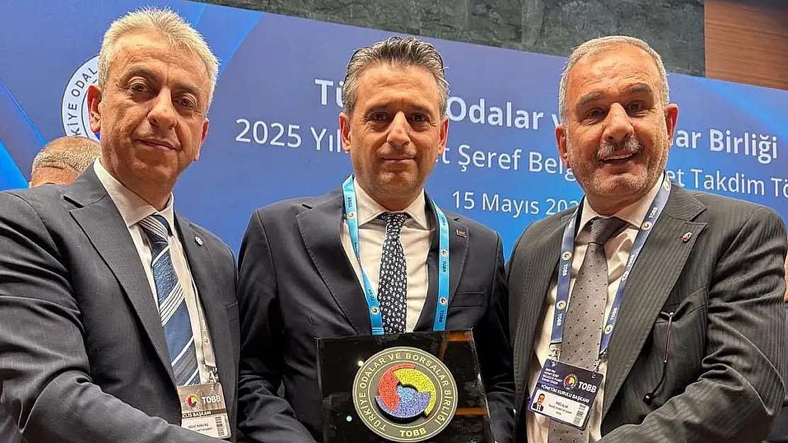 Başkan alan, TOBB 2025 yılı Hizmet Şeref Belgesi Takdim Töreni'ne katıldı