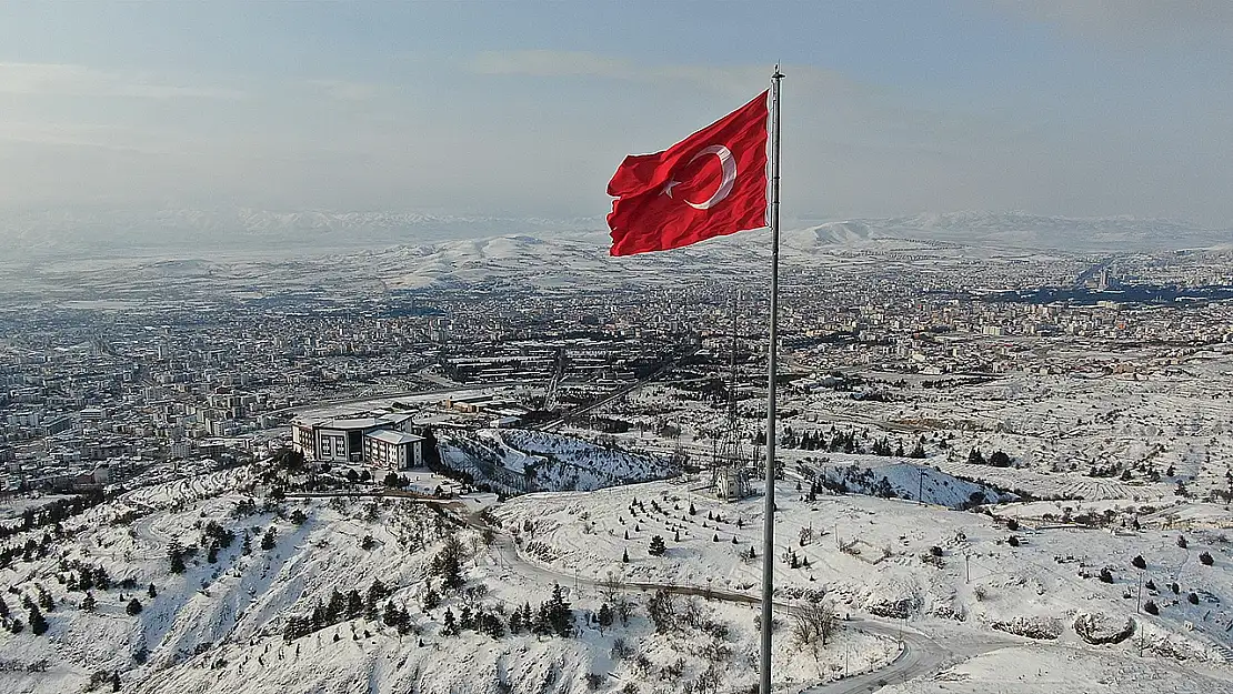 Elazığ Buz Kesti! Hava Sıcaklığı -14 Dereceye Kadar Düşecek