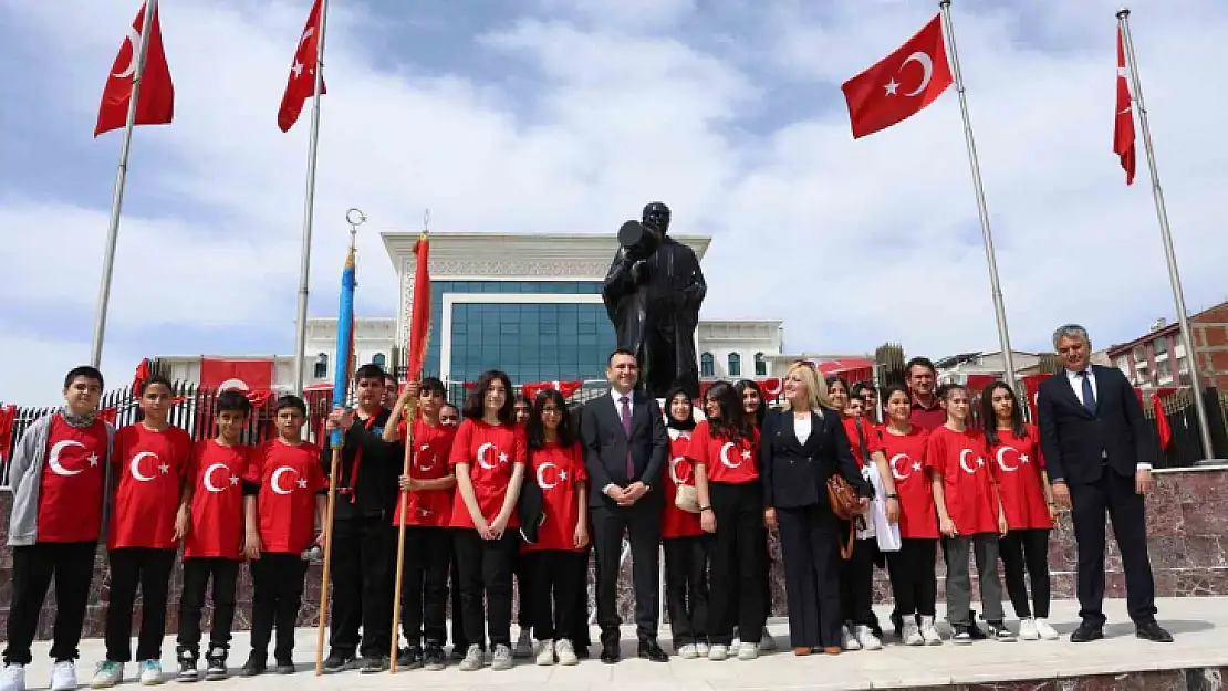 Elazığ'da 23 Nisan Ulusal Egemenlik ve Çocuk Bayramı etkinlikleri