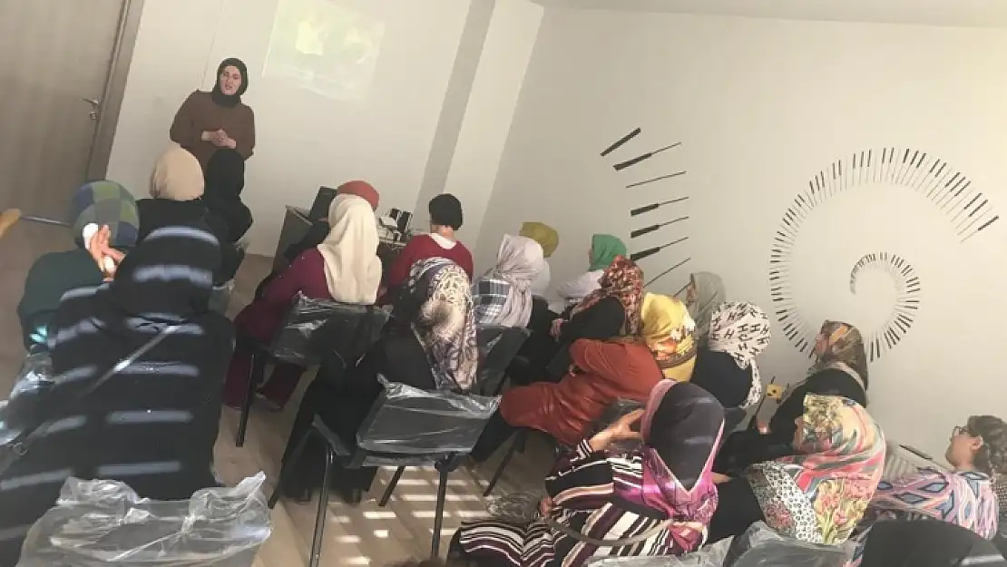 Elazığ'da Aile İçi İletişim Semineri düzenlendi