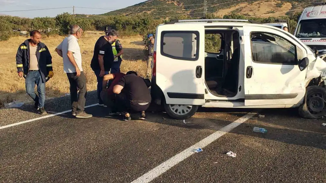 Elazığ'da feci kaza: 9 yaralı