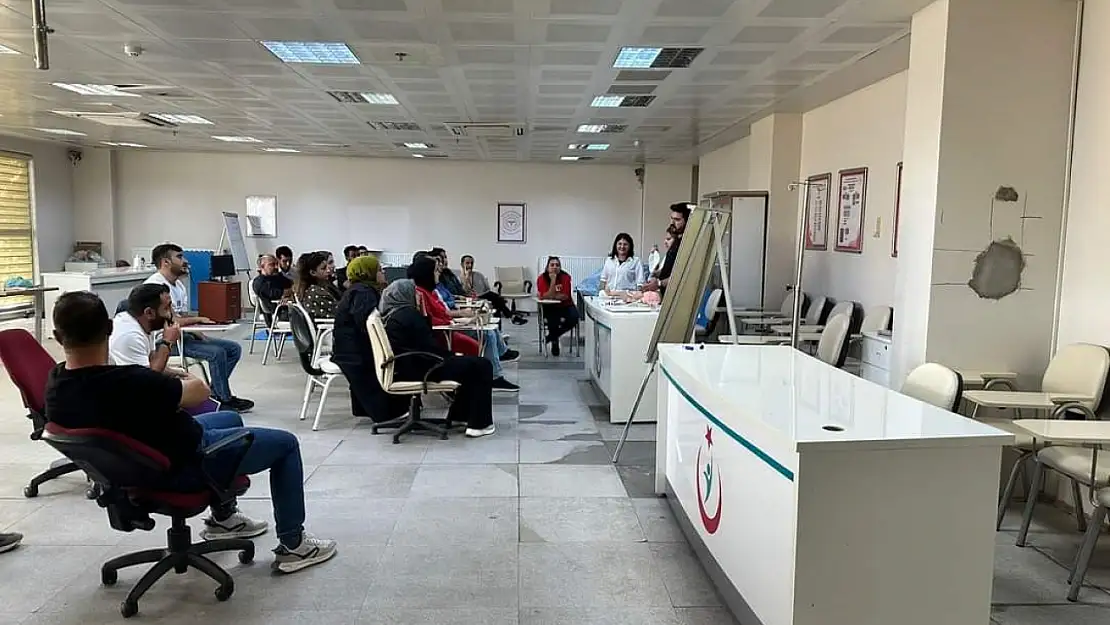 Elazığ'da hastane öncesi obstetrik aciller eğitimi