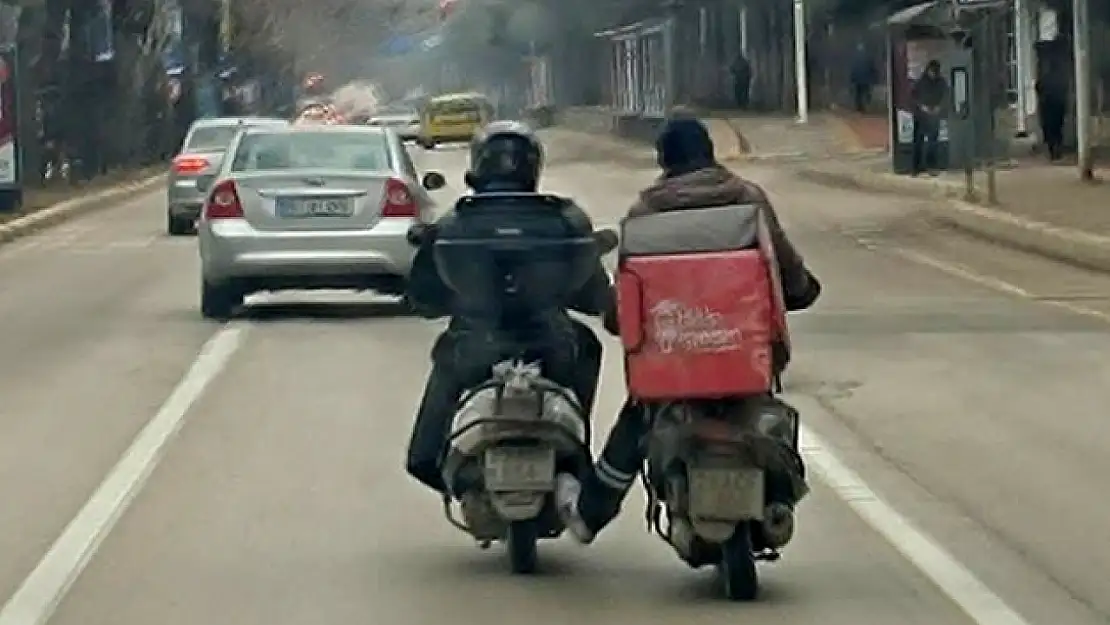 Elazığ'da motokuryenin tehlikeli yolculuğu