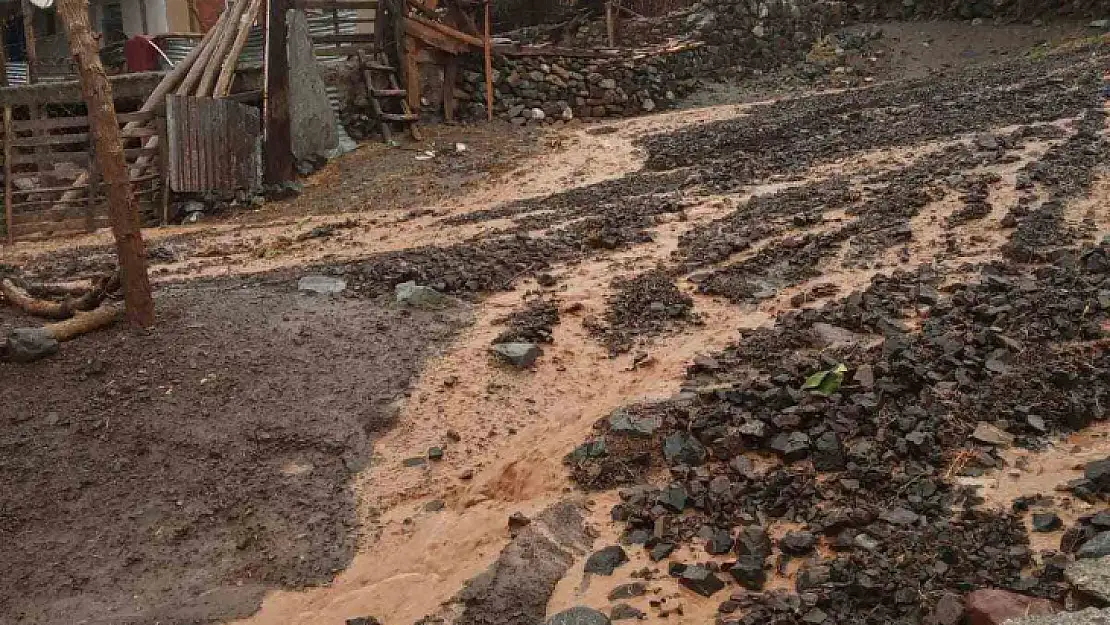 Elazığ'da sel sonrası hasar tespit çalışmaları