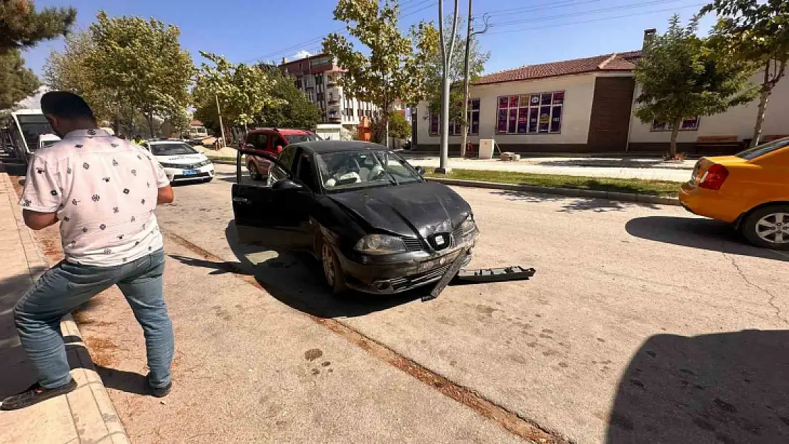 Elazığ'da trafik kazası: 2 yaralı