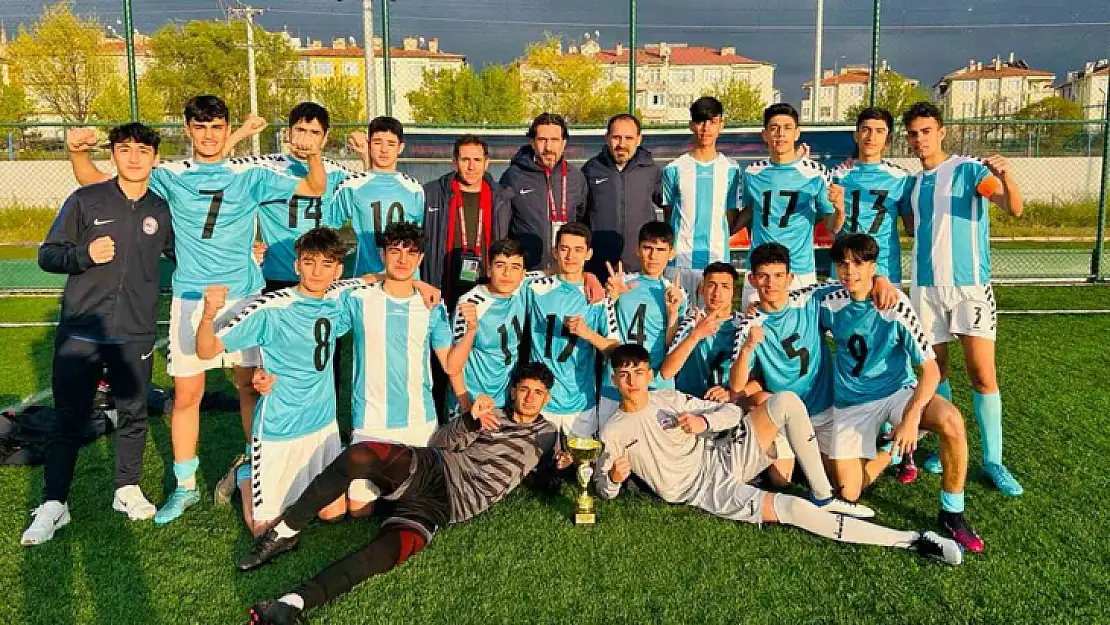 Elazığ İl Özel İdarespor, en iyi 20'de