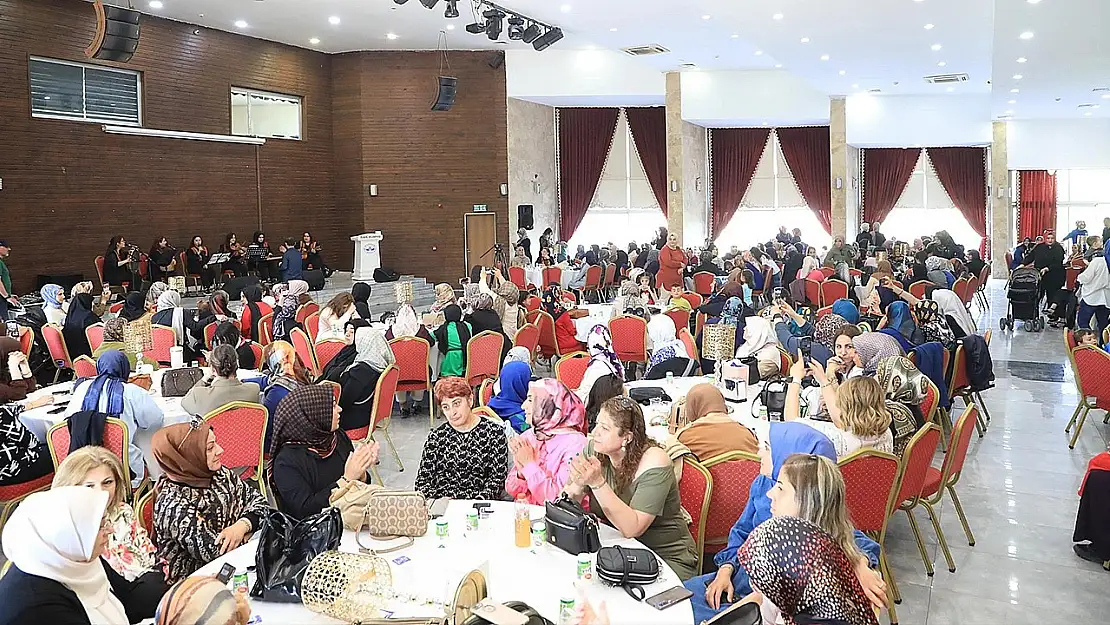 'Kadınlar Buluşması'na yoğun ilgi