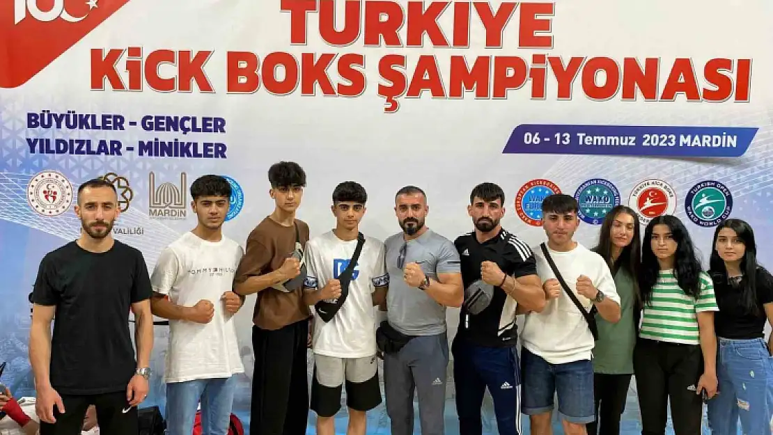 Kick Boks'ta Elazığ rüzgarı