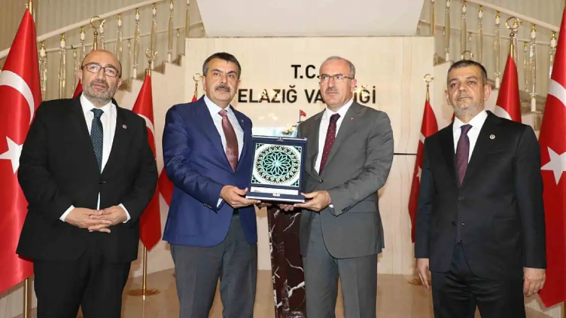 Milli Eğitim Bakanı Tekin Elazığ'da