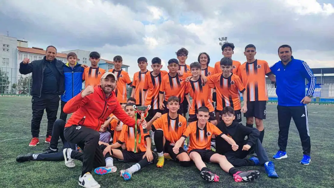 Yolspor U14'te 2. kademeye yükseldi