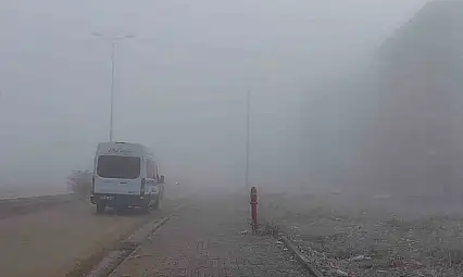 Elazığ'da sis etkisini sürdürüyor