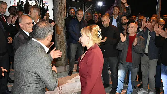 Vatandaşlardan Prof. Dr. Yasemin Açık'a: 'Umudumuz Sizsiniz'