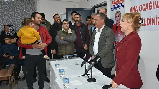 Vatandaşlardan Prof. Dr. Yasemin Açık'a: 'Umudumuz Sizsiniz'