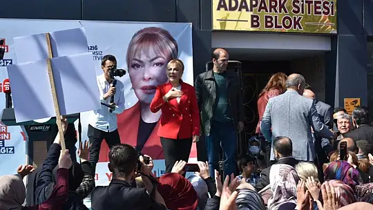 Elazığlılar Yasemin Açık'ı Bağrına Bastı