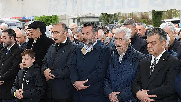 Prof. Dr. Şinasi Yalçın, son yolculuğuna uğurlandı