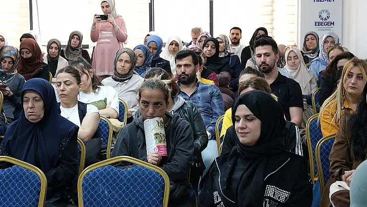 Elazığ Belediyesi 'Ailede Ruh Sağlığı' konulu söyleşi düzenledi