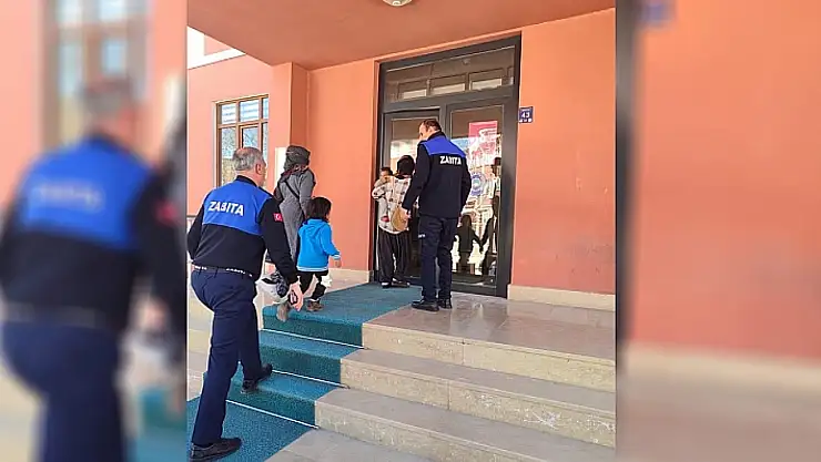 Elazığ'da Dilencilikten Servet Kazanıyorlar!