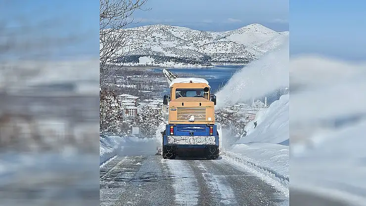Elazığ'da hazar baba kayak merkezinin yolu ulaşıma açıldı