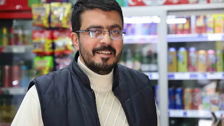 Elazığ'da insanlık ölmemiş dedirten olay: Bulduğu paranın sahibini arıyor