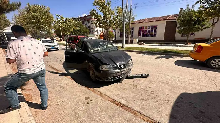 Elazığ'da trafik kazası: 2 yaralı