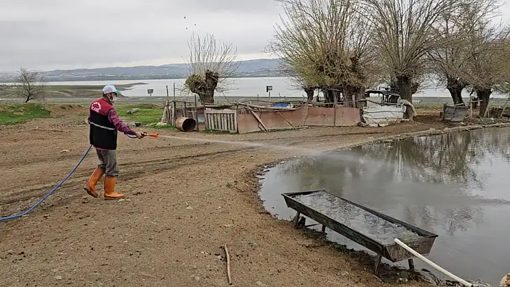 Elazığ İl Özel İdaresi: Larva İlaçlama Çalışmalarımız Devam Ediyor