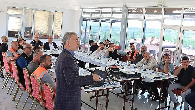 İlaçlama personeline eğitim semineri