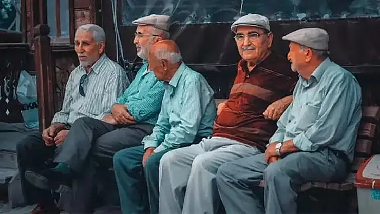 Müjde Elazığ'da emeklilerin bayram ikramiyesi fark ödemeleri başladı