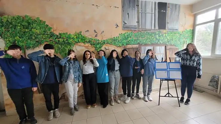 Öğretmenlerde akran zorbalığına dikkat çeken eTwinning projesi