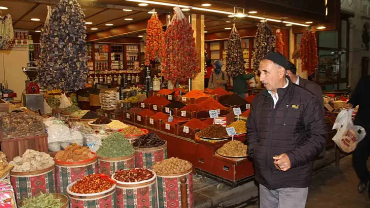 Tarihi Kapalı Çarşıda Ramazan bereketi
