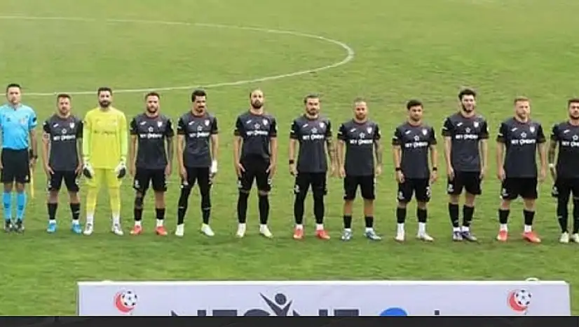 Elazığspor'dan şampiyonluk yarışında kritik kayıp